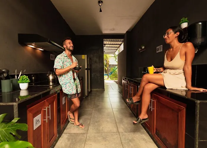 Hostal Che & Bar Adults Only