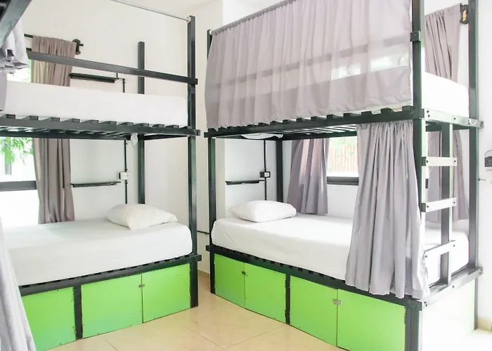 Hostal Che & Bar Adults Only